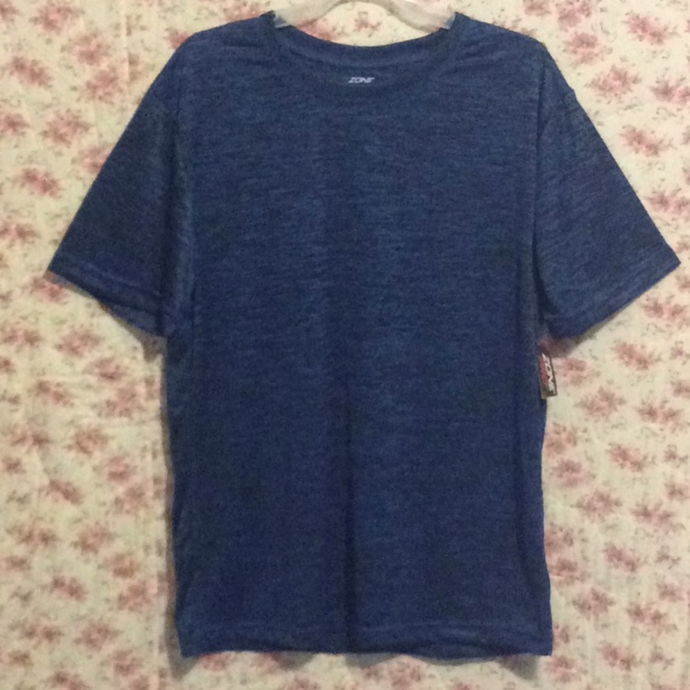 NEW ON SALE NOW Men’s Patterned Blue and Black T Shirt Medium